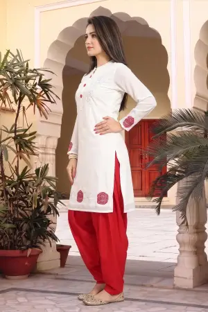 Cream Fine Georgette Short Tunic with Machine Embroidery - photo 2