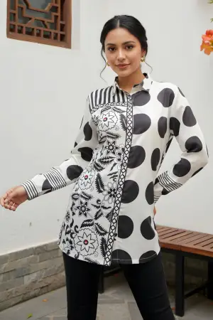 Black and White Azrakh Print Modal Shirt Style Kurti - photo 1