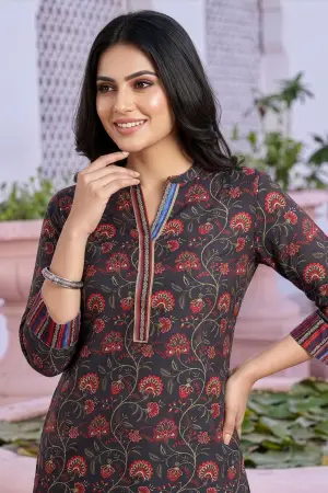 Black Rayon Ban Collar Short Kurti with Printed Cuffs - photo 5
