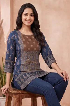 Indigo Blue Blended Cotton Azrakh Print Short Kurti - photo 6