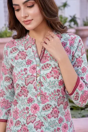 Light Blue Rayon Flower Print Ban Collar Short Kurti - photo 2