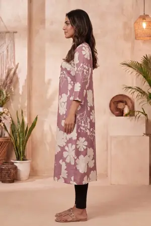 Onion Pink A Line Kurti with Large Floral Print - photo 2