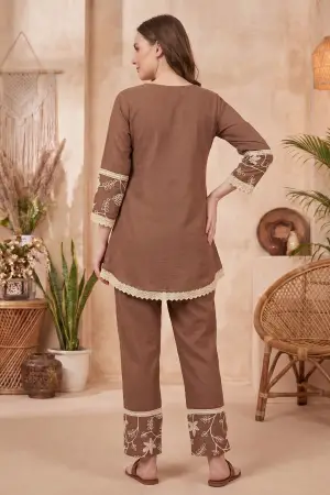 Brown Co-ord Set with Floral Thread Embroidery and Lace Trim - photo 4