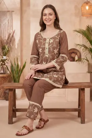 Brown Co-ord Set with Floral Thread Embroidery and Lace Trim - photo 6